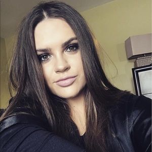 Meet your Posher, Brooke